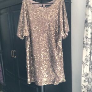 Sequined Short Sleeve Party Dress - Champagne